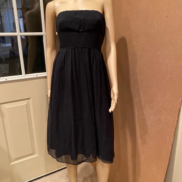 J. Crew Dresses & Skirts - J Crew strapless dress